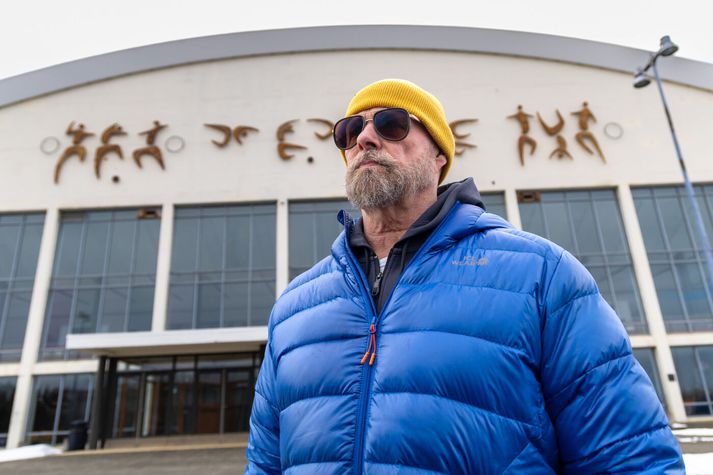 Ótrúlegt er til þess að hugsa að Bubbi sé að verða sjötugur en hann er alltaf mættur í „gymmið“ klukkan sex og hlakkar til hvers tíma eins og barn á jólum.