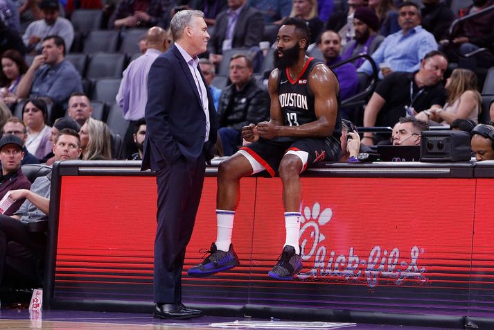 Mike D'Antoni og James Harden eru enn að leita leiða til að komst í gegnum Golden State Warriors í úrslitakeppni NBA-deildarinnar.