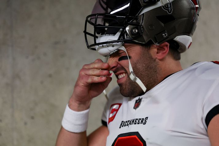 Baker Mayfield, leikstjórnandi Tampa Bay Buccaneers, er einn af þeim sem kætast yfir því að mega sniffa ammoníak áfram í vetur.