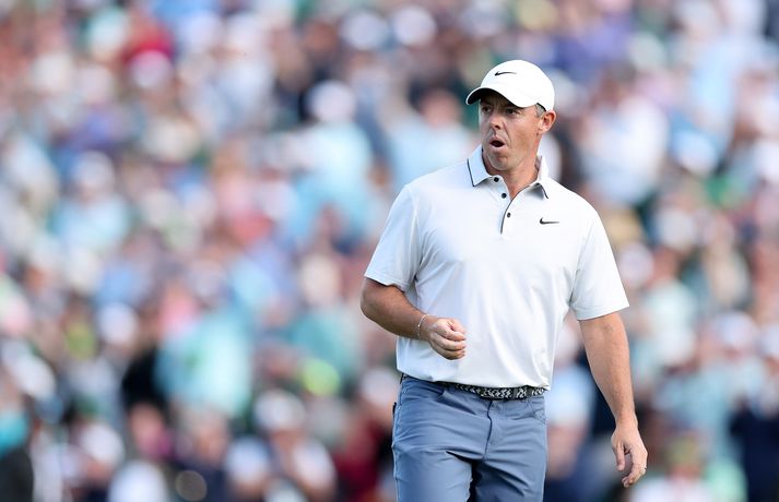 Dramatíkin var allsráðandi á lokadegi mótsins. McIlroy missti forystuna margsinnis frá sér en vann mótið eftir bráðabana. 