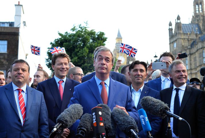Nigel Farage, formaður UKIP, var einna ánægðastur með niðurstöður kosninganna.
