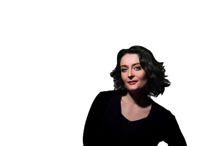 Brynhildur Guðjónsdóttir
hefur sagt upp hjá Þjóðleikhúsinu og ætlar að snúa sér að öðrum verkefnum.