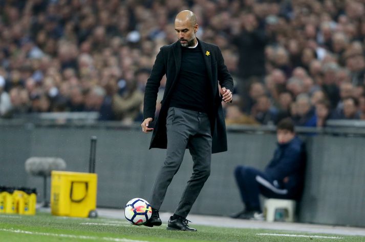 Pep Guardiola og lærisveinar hans eru meistarar.