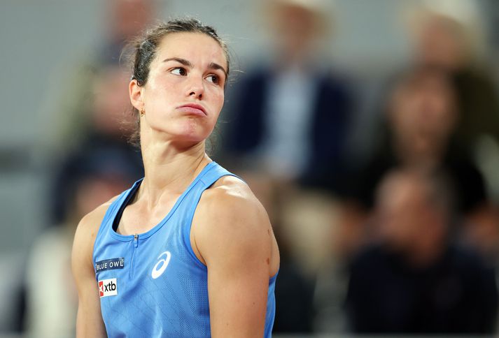 Franska tenniskonan Lois Boisson hefur óvænt slegið í gegn á Opna franska meistaramótinu.