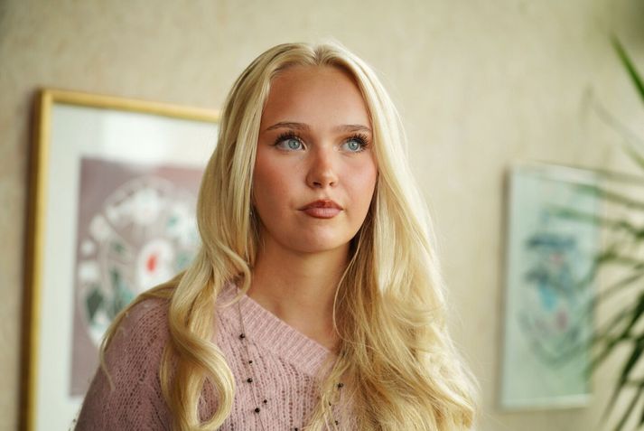 Úlfhildur Elísa Hróbjartsdóttir jafningjafræðari segir klámáhorf og fjárhættuspil normalíserað meðal ungmenna. 