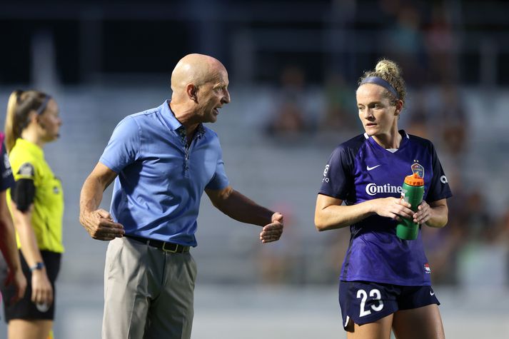 Paul Riley þjálfaði Carolina Courage frá árinu 2017. Hann var rekinn í gær eftir ásakanir um kynferðisofbeldi gagnvart leikmönnum liðsins.