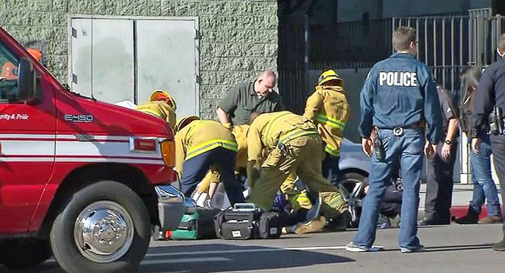 Frá vettvangi skotárásarinnar.