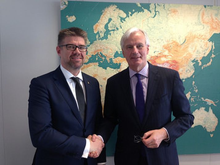 Gunnar Bragi Sveinsson og Michel Barnier.