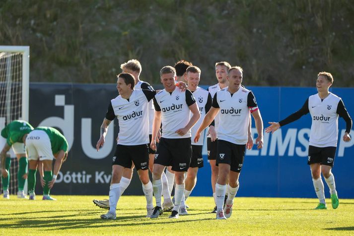 Ástbjörn Þórðarson fagnar hér marki sínu með liðsfélögum sínum. 