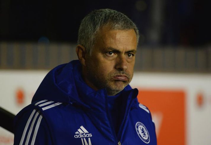 Mourinho hefur átt betri daga í starfi.