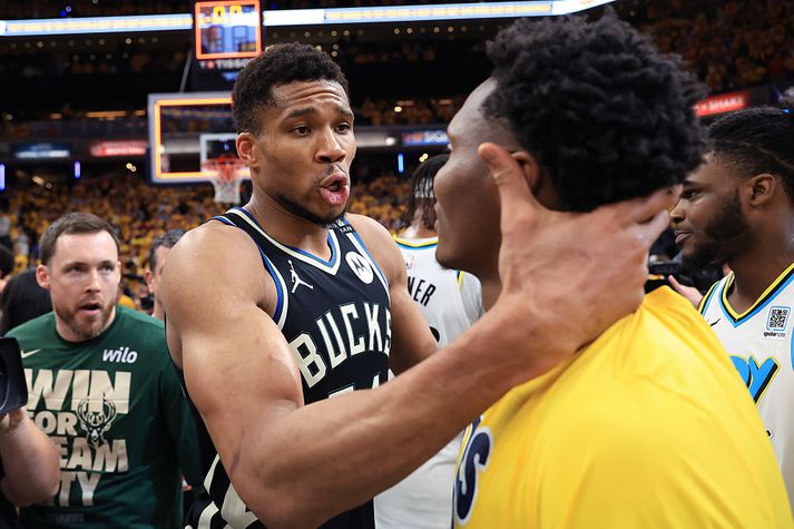 Giannis Antetokounmpo var eðlilega heitt í hamsi eftir vanvirðinguna sem honum var sýnd.