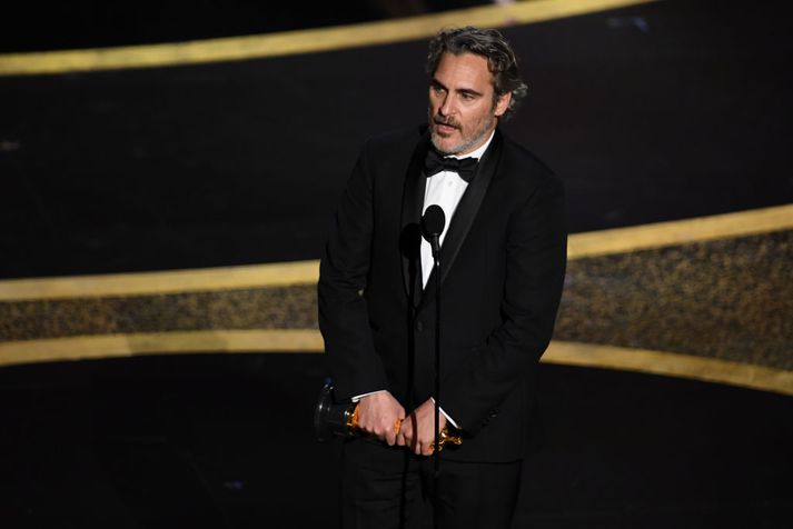 Joaquin Phoenix tekur við Óskarnum í kvöld.