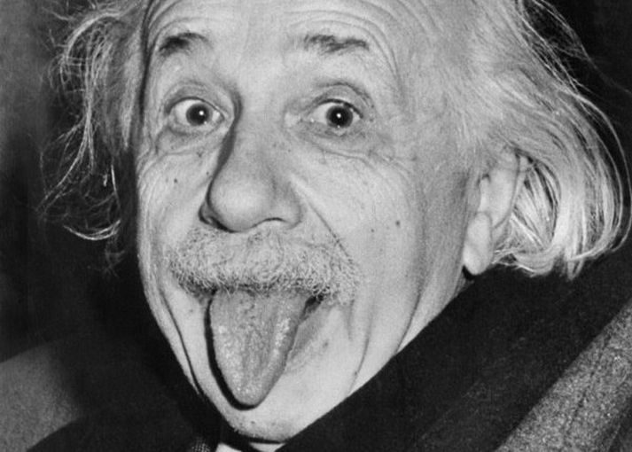 Kenning Albert Einsteins um hraða útþenslu alheimsins hefur verið sönnuð af stjörnufræðingum í Bretlandi.