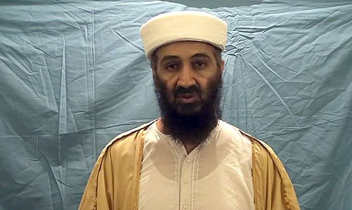 Osama bin Laden reynir að sýnast þátttakandi í mótmælum almennings í ríkjum Norður-Afríku og Mið-Austurlanda.