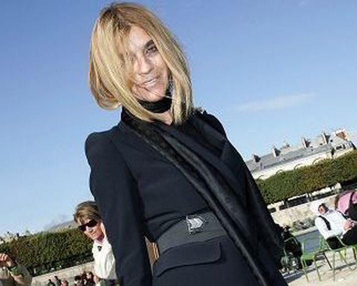 Goðsögnin Carin Roitfeld gæti farið í beina samkeppni við sinn gamla vinnustað, franska Vogue. Nordicphotos/Getty