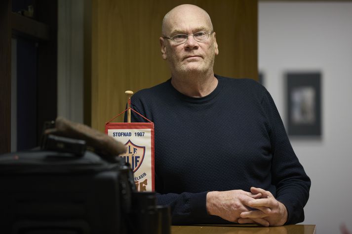 Eyþór gagnrýnir Hafnarfjarðarbæ fyrir að hundsa niðurstöðu dómsins. 