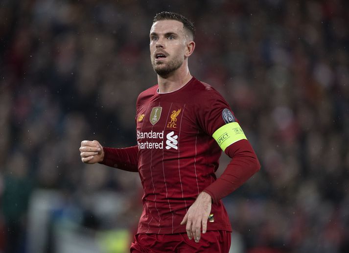 Ekki er enn ljóst hvort Jordan Henderson fær að hefja Englandsmeistarabikarinn á loft fyrir lok leiktíðar.