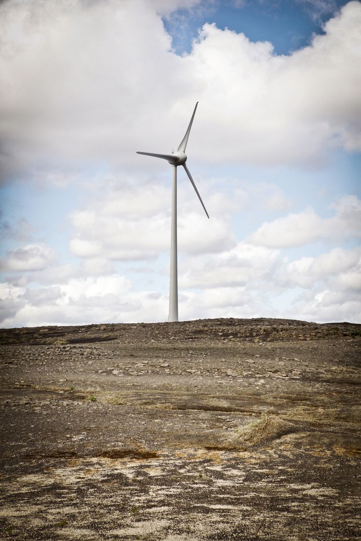 Vindmyllurnar tvær sem Landsvirkjun setti upp í tilraunaskyni hafa þegar framleitt um 2.660 megavattstundir og gætu annað raforkuþörf 1.200 íslenskra heimila á ársgrundvelli.