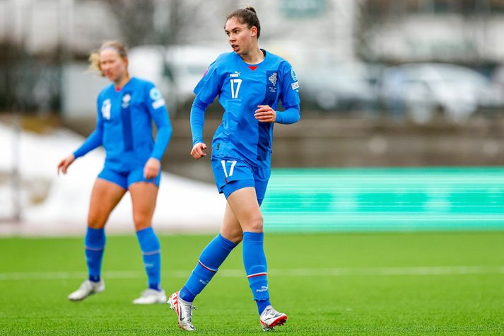 Bryndís Arna Níelsdóttir er komin á blað í sænsku úrvalsdeildinni.