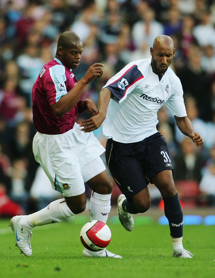 Anelka í leik gegn West Ham.