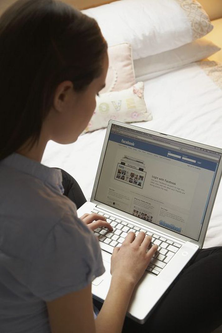 Facebook-notkun Íslendinga er með því mesta sem gerist í heimi. Yfir helmingur skandinavískra barna á aldrinum 9 til 12 ára notar samskiptavefinn, þar sem er 13 ára aldurstakmark.nordicphotos/getty