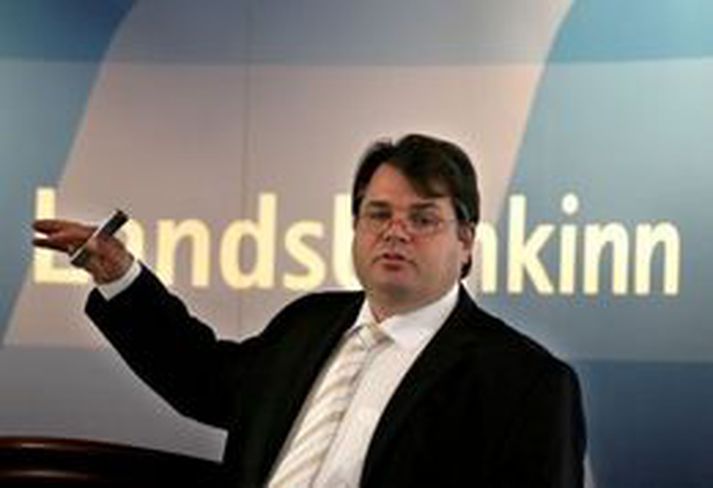 Sigurjón Árnason bankastjóri