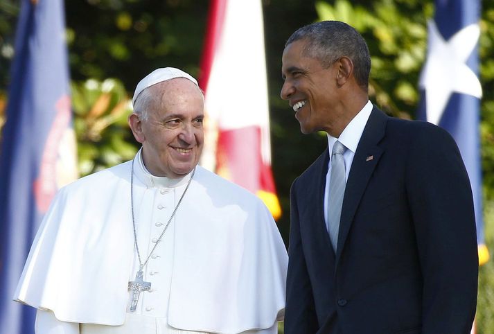 Frans páfi ásamt Barack Obama Bandaríkjaforseta við Hvíta húsið í gær.