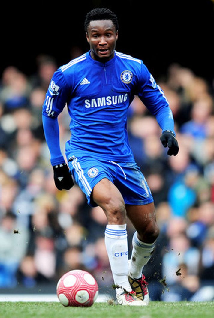 John Obi Mikel í leik með Chelsea.