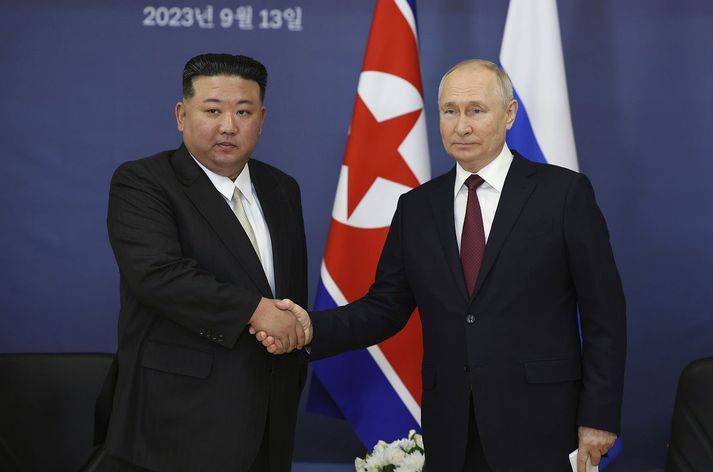 Kim Jong Un og Vladimír Pútín funduðu í Rússlandi í sumar.