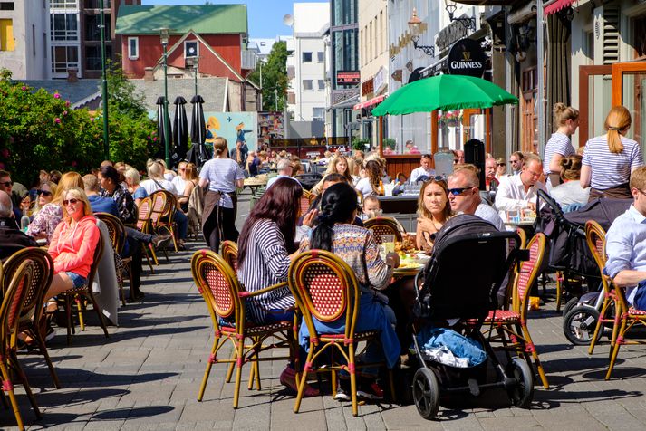 Formaður skipluagsráðs segir borgina ekki ætla að stýra fjölda veitingastaða. 