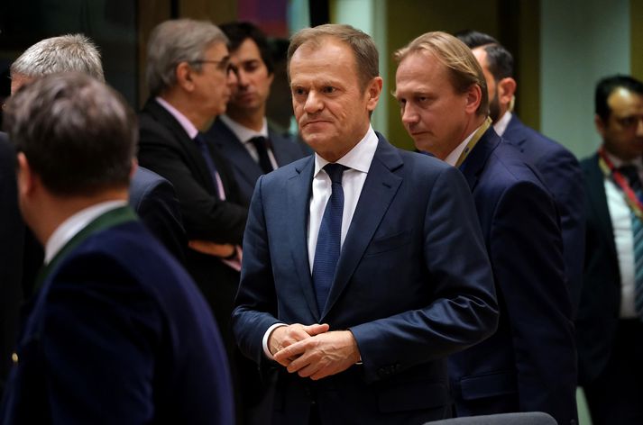 Donald Tusk, forseti leiðtogaráðsins, segir í tísti að Evrópusambandið muni halda áfram undirbúningi fyrir því að Bretar yfirgefi sambandið án samnings.