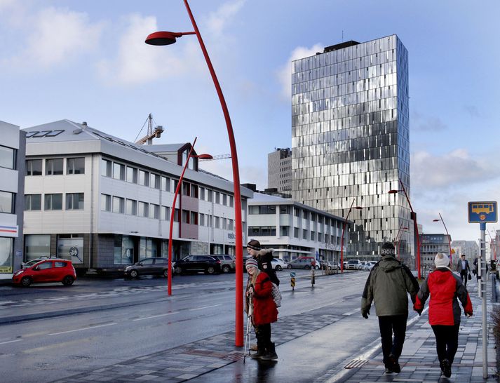 Framkvæmdastjóri SI segist óttast landflótta fyrirtækja vegna styrkingu krónunnar.