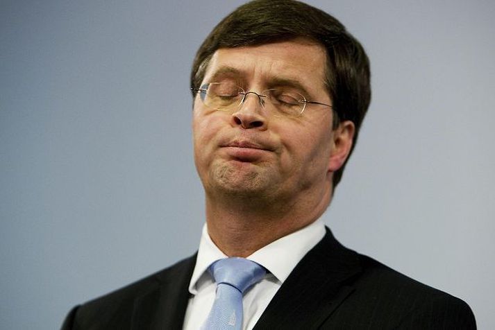 Kristilegi demókrataflokkurinn, sem Jan Peter Balkenende forsætisráðherra leiðir, beið afhroð og ætlar hann að hætta stjórnmálaþátttöku.