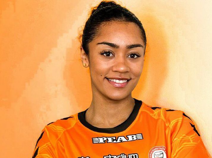 Linda Líf Boama hefur komið með beinum hætti að fjórum mörkum í fyrstu tveimur leikjum sínum í sænsku deildinni.