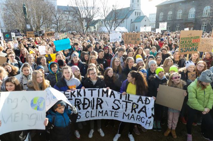 Fimmtánda mars efndu ungmenni til loftslagsmótmæla á 2000 mismunandi stöðum í 125 ríkjum. Einnig á Íslandi.