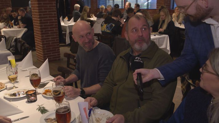 Hjálmar var einn gesta á Ölveri í dag, hann saknaði sterkara bragðs af skötunni.