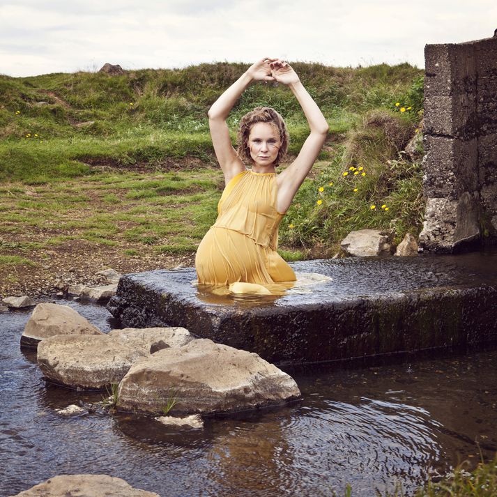 Mynd sem Aldís Pálsdóttir, ljósmyndari Bókarinnar oKKar tók af Andreu þegar hún gekk með þriðju dóttir sína.