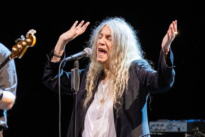 Patti Smith hefur oft komið áður til Íslands að halda tónleika en nú er nokkuð liðið síðan síðast.