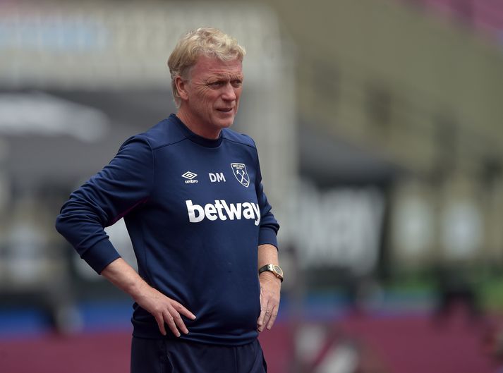 David Moyes stýrir West Ham heiman frá sér þessa dagana eftir að hafa greinst með kórónuveiruna.