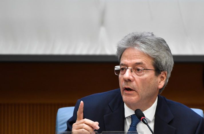 Paolo Gentiloni tók við embætti forsætisráðherra Ítalíu í desember á síðasta ári.