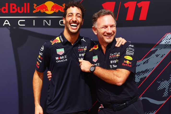 Daniel Ricciardo og Christian Horner ánægðir með lífið.