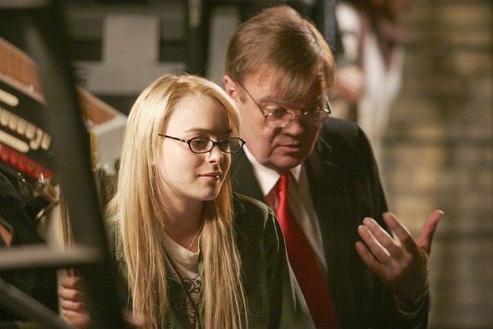 Lohan og Keller Fjöldi stórleikara kemur við sögu í myndinni og nægir þar að nefna Kevin Kline, John C. Reilly og Meryl Streep.