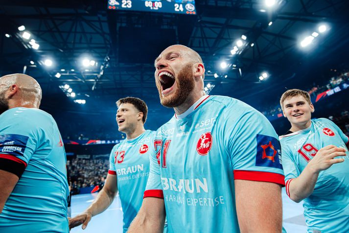 Arnar Freyr er á förum frá Melsungen en skilur við félagið í frábærum málum.