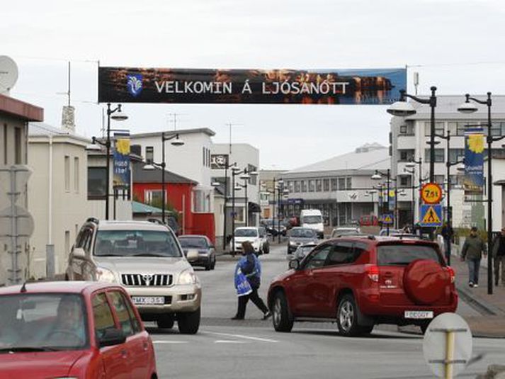 Frá Hafnargötu í miðbæ Reykjanesbæjar.