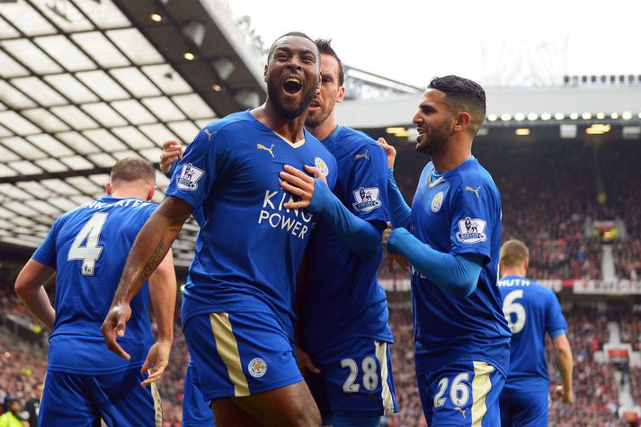 Fyrirliðinn Wes Morgan skoraði markið sem á endanum tryggði Leicester Englandsmeistaratitilinn.