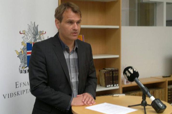 Árni Páll Árnason, efnahags- og viðskiptaráðherra, kynnti stöðu mála í dag.