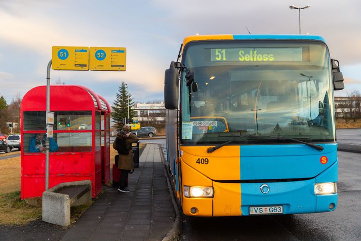 Strætó hvetur alla farþega til að fylgjast grannt með veðurspá og tilkynningum. 