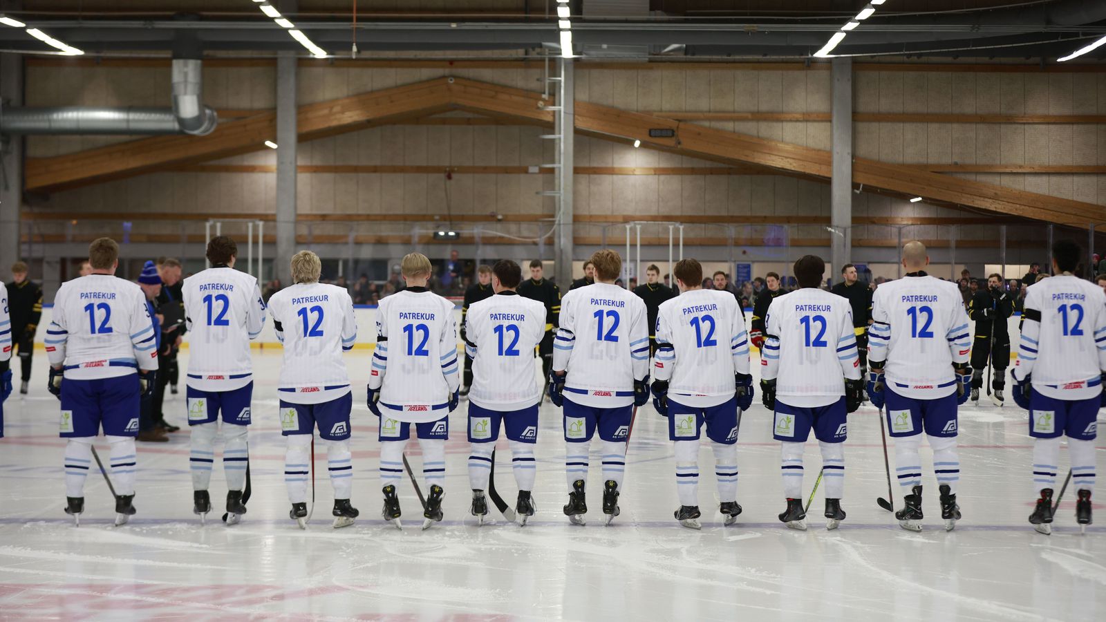 Mínútuþögn á minningarleik um Pat­rek Frey