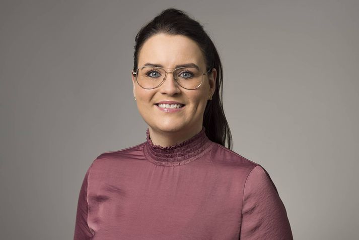 Jóhanna hefur þegar hafið störf.