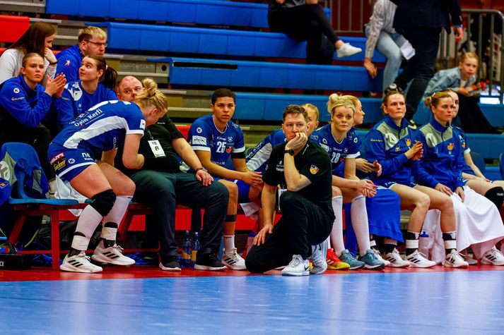 Arnar Pétursson, þjálfari íslenska kvennalandsliðins í handbolta